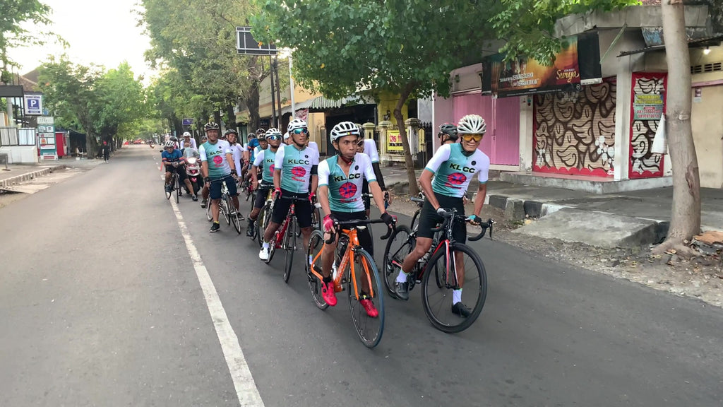 Kediri Lansia Cycling Community: Tempatnya Para Cyclist Senior di Kota Tahu